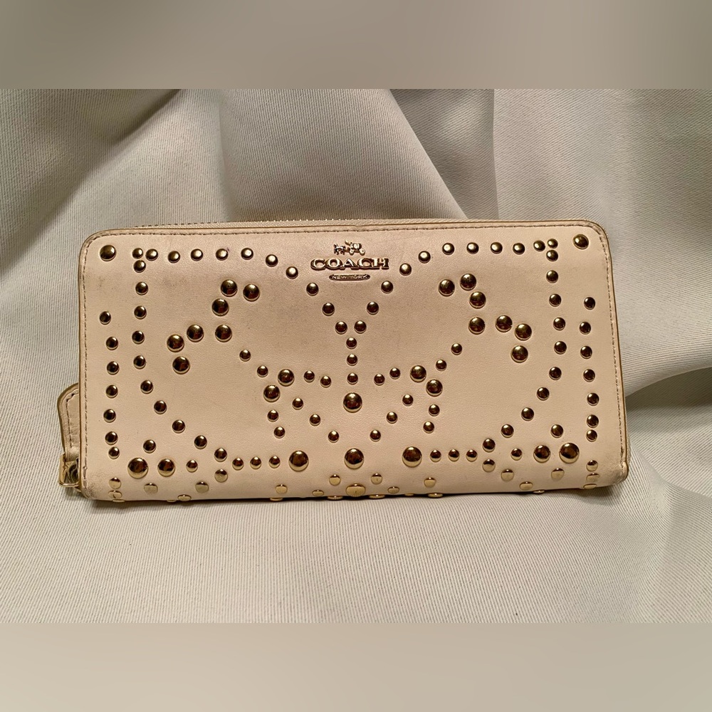 White Coach Rhinestone Wallet. Used.